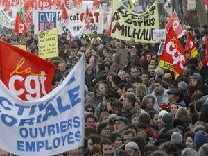 У Франції збитки від страйків перевищили 1 млрд. євро У Франції збитки від страйків перевищили 1 млрд. євро