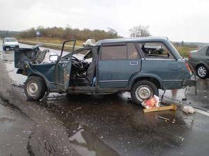 У ДТП на Донеччині загинули дві пасижирки ВАЗ (ФОТО) У ДТП на Донеччині загинули дві пасижирки ВАЗ (ФОТО)