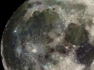 НАСА знайшли на Місяці срібло, досліджуючи хмару пилу НАСА знайшли на Місяці срібло, досліджуючи хмару пилу