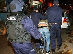 Фанати софійського ЦСКА влаштували погроми у столиці Болгарії (ВІДЕО) Фанати софійського ЦСКА влаштували погроми у столиці Болгарії (ВІДЕО)