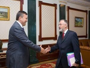 Донецьк просить Януковича захистити Табачника Донецьк просить Януковича захистити Табачника