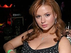 Анна Семенович готується стати мамою Анна Семенович готується стати мамою