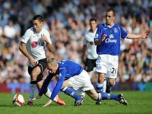 "Евертон" продовжив контракти з Османом і Хібертом "Евертон" продовжив контракти з Османом і Хібертом