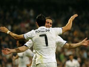 "Реал" грає в теніс, а Роналду в покер. Відео "Реал" грає в теніс, а Роналду в покер. Відео