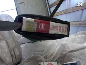 Зловмисники намагались перевезти 4500 тис. пачок сигарет Зловмисники намагались перевезти 4500 тис. пачок сигарет