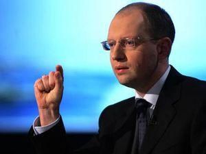 Яценюк просить Медведька і Могильова зняти тиск на своїх кандидатів Яценюк просить Медведька і Могильова зняти тиск на своїх кандидатів