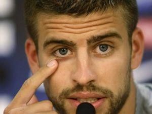 Які футболісти "темні"? Які футболісти "темні"?