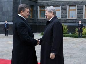 Канада вірить Януковичу Канада вірить Януковичу