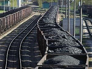 18-річна дівчина за 3 години вкрала піввагона вугілля 18-річна дівчина за 3 години вкрала піввагона вугілля