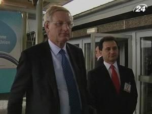 ЄС вимагає від Сербії знайти Младіча і Хаждича ЄС вимагає від Сербії знайти Младіча і Хаждича