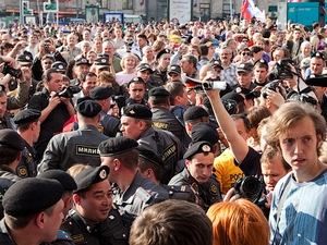 Москва дозволила опозиції провести мітинг за участі 800 людей