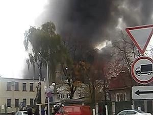 Білорусь: пожежу на деревообробному заводі загасили Білорусь: пожежу на деревообробному заводі загасили