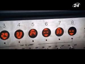 "Диявол": п'ятеро незнайомців стають бранцями ліфту - 25 жовтня 2010 - Телеканал новин 24 "Диявол": п'ятеро незнайомців стають бранцями ліфту - 25 жовтня 2010 - Телеканал новин 24