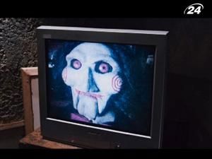 "Пила 3D": жертви Пили об'єднуються, аби вижити "Пила 3D": жертви Пили об'єднуються, аби вижити