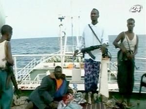 Судно "York" з українцями на борту прямує до Сомалі Судно "York" з українцями на борту прямує до Сомалі