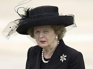 Маргарет Тетчер одужує від грипу, але все ще залишається у лікарні Маргарет Тетчер одужує від грипу, але все ще залишається у лікарні