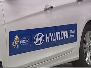 Оргкомітет Євро-2012 пересів на Хюндай Оргкомітет Євро-2012 пересів на Хюндай