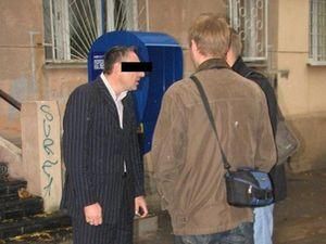 Одеса: Працівник Кабміну на "Лінкольні" скоїв ДТП та "просив забути про аварію" Одеса: Працівник Кабміну на "Лінкольні" скоїв ДТП та "просив забути про аварію"