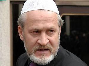 У Варшаві апеляційний суд припинив справу про арешт Закаєва У Варшаві апеляційний суд припинив справу про арешт Закаєва