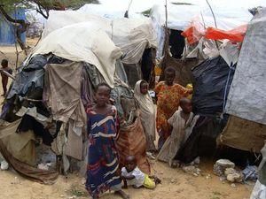 На кордоні Сомалі та Кенії опинилися 60 тис. біженців На кордоні Сомалі та Кенії опинилися 60 тис. біженців