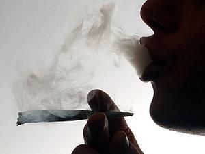 Джордж Сорос закликає легалізувати марихуану Джордж Сорос закликає легалізувати марихуану