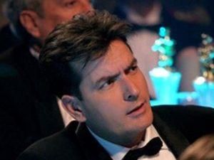 Чарлі Шина госпіталізували в психіатричну лікарню Чарлі Шина госпіталізували в психіатричну лікарню