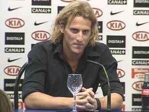 Форлана хочуть купити дві англійські команди Форлана хочуть купити дві англійські команди