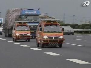 Науковці винайшли автомобіль, який їздить без водія Науковці винайшли автомобіль, який їздить без водія