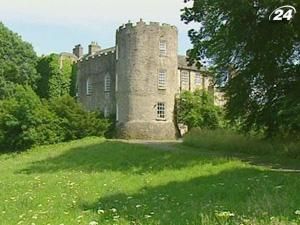 Замок Лейксліп у Ірландії – стародавня фортеця та родинне помешкання Замок Лейксліп у Ірландії – стародавня фортеця та родинне помешкання