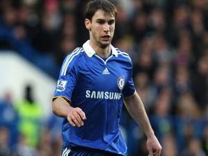 "Челсі" пропонує Івановічу новий контракт "Челсі" пропонує Івановічу новий контракт