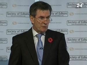 Глава МІ-6 вперше відповів на запитання журналістів Глава МІ-6 вперше відповів на запитання журналістів