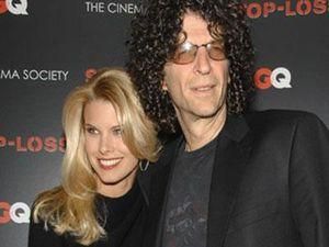 Присяжні назвали винних у смерті Анни Ніколь Сміт Присяжні назвали винних у смерті Анни Ніколь Сміт