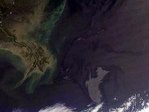 США: серед інших, причиною розливу нафти у Мексиканській затоці був неякісний цемент США: серед інших, причиною розливу нафти у Мексиканській затоці був неякісний цемент