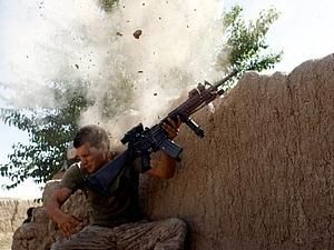 Афганістан: солдати НАТО, відбиваючись, убили 30 бойовиків Афганістан: солдати НАТО, відбиваючись, убили 30 бойовиків