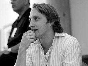 Засновник YouTube покидає компанію Засновник YouTube покидає компанію