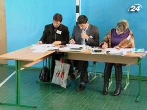 У Броварах намагалися зірвати роботу однієї з дільниць У Броварах намагалися зірвати роботу однієї з дільниць