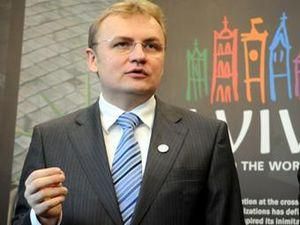 Львів: екзит-поли віддають перемогу Садовому та "Свободі" Львів: екзит-поли віддають перемогу Садовому та "Свободі"