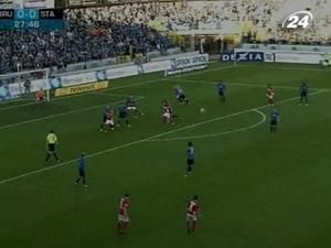 "Андерлехт" скоротив відставання від "Генка" до двох очок "Андерлехт" скоротив відставання від "Генка" до двох очок