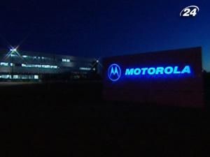 Apple висунула два зустрічні позови проти Motorola Apple висунула два зустрічні позови проти Motorola