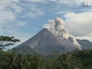 Через виверженням вулкана в Індонезії авіаперевізники скасовують рейси Через виверженням вулкана в Індонезії авіаперевізники скасовують рейси