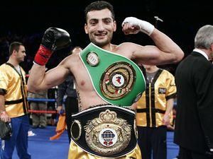 Сергію Дзінзіруку доведеться вийти на ринг проти Ванеса Мартиросяна Сергію Дзінзіруку доведеться вийти на ринг проти Ванеса Мартиросяна