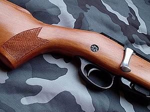 Тернопіль: п’яний чоловік вимагав гроші у перехожих і стріляв по ним з рушниці Тернопіль: п’яний чоловік вимагав гроші у перехожих і стріляв по ним з рушниці