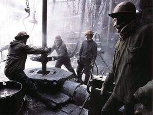 Росія встановила новий рекорд із видобутку нафти Росія встановила новий рекорд із видобутку нафти