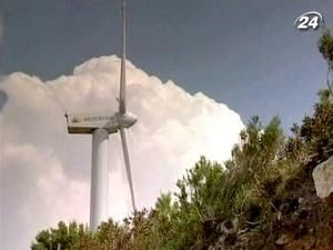 В Україні зведуть вітрові та сонячні електростанції потужністю 2 тис. МВт В Україні зведуть вітрові та сонячні електростанції потужністю 2 тис. МВт