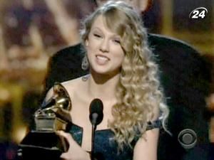 Тейлор Свіфт очолила американський хіт-парад Billboard Тейлор Свіфт очолила американський хіт-парад Billboard