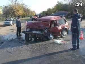 Життя трьох людей забрала дорожня аварія в Криму Життя трьох людей забрала дорожня аварія в Криму