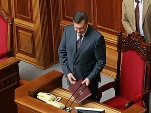 Янукович приїхав у Верховну Раду України особисто попросити призначити Пшонку генпрокурором