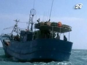 Сомалійські пірати захопили пасажирське судно Сомалійські пірати захопили пасажирське судно