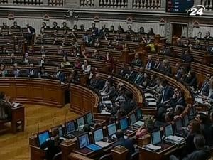 Парламент Португалії схвалив проект держбюджету на 2011 р. Парламент Португалії схвалив проект держбюджету на 2011 р.