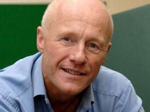 Один з найбагатших чоловіків у Великобританії ледь не загинув у себе вдома Один з найбагатших чоловіків у Великобританії ледь не загинув у себе вдома